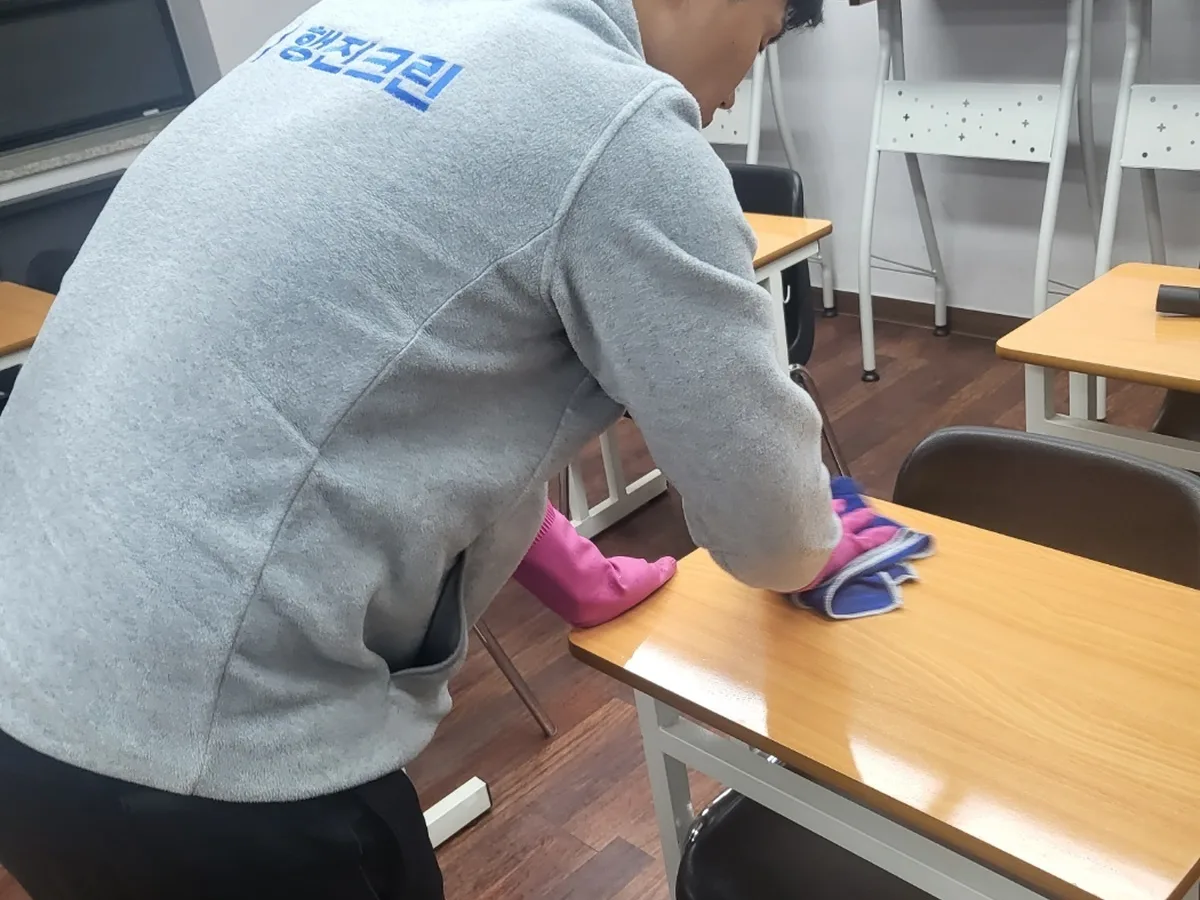 임실군 관촌면 유치원 책걸상 교실 위생청소 사례 - 행진크린