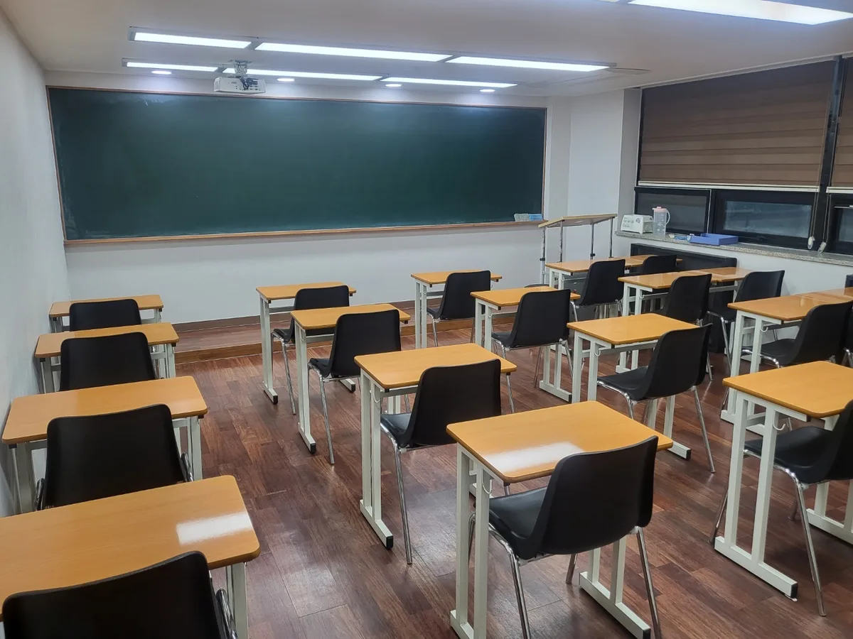 임실군 삼계면 어린이집 과학실 장비 주변 정밀 위생청소 사례 - 행진크린